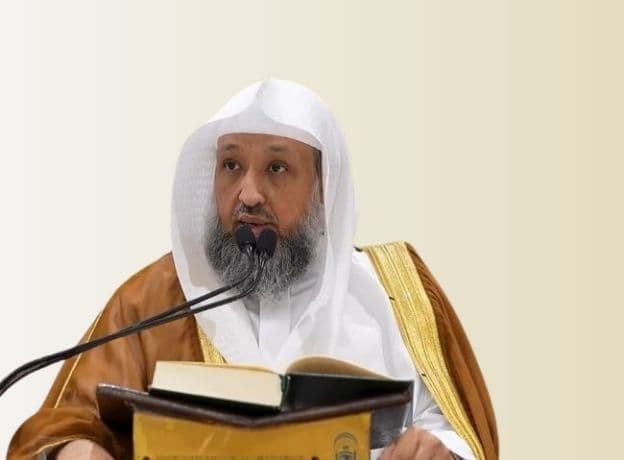 {وَإِنْ تُطِيعُوهُ تَهْتَدُوا}